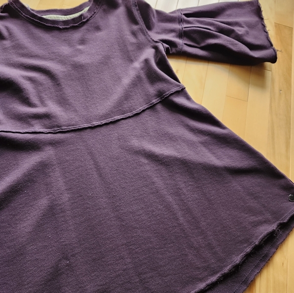 Calvin Klein top - Picture 3 of 11